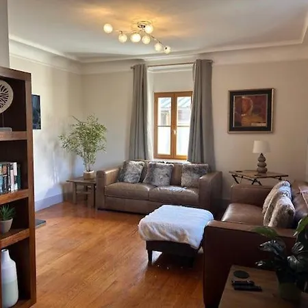 Вилла Belle Maison De Au Centre De Luchon, A 200m Des Telecabines !